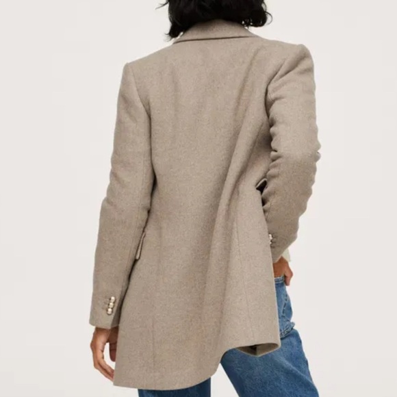 MANGO
Buttoned Wool Coat - Picture 2 of 5